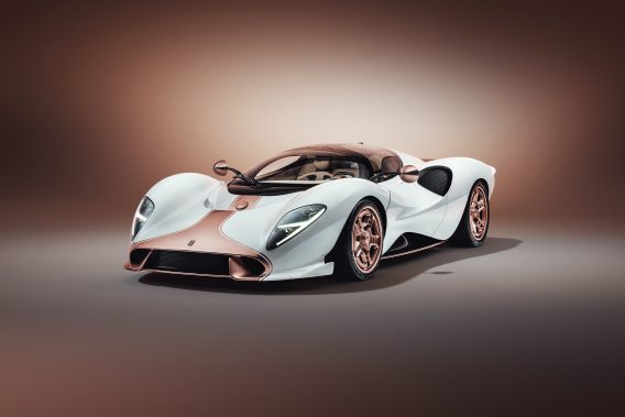 De Tomaso onthult de productiespecificatie van de P72