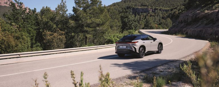Lexus versterkt beleving en plezier met Interactive Manual Drive