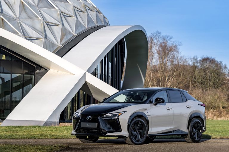 Nieuwe Lexus RZ vanaf nu in Nederland