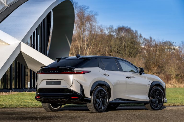 Nieuwe Lexus RZ vanaf nu in Nederland
