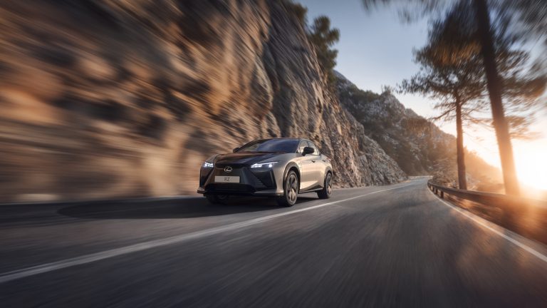 Lexus steer by wire rijden opnieuw uitgevonden